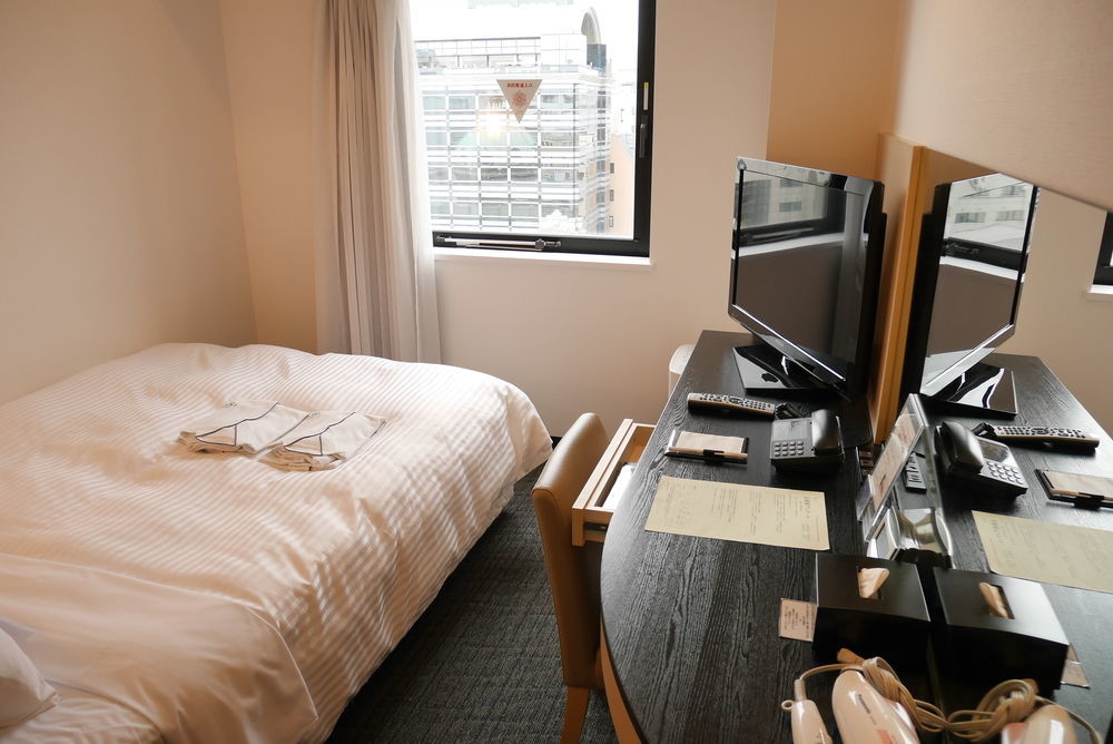 Sotetsu Fresa Inn Yokohama Sakuragi-Cho Exteriör bild