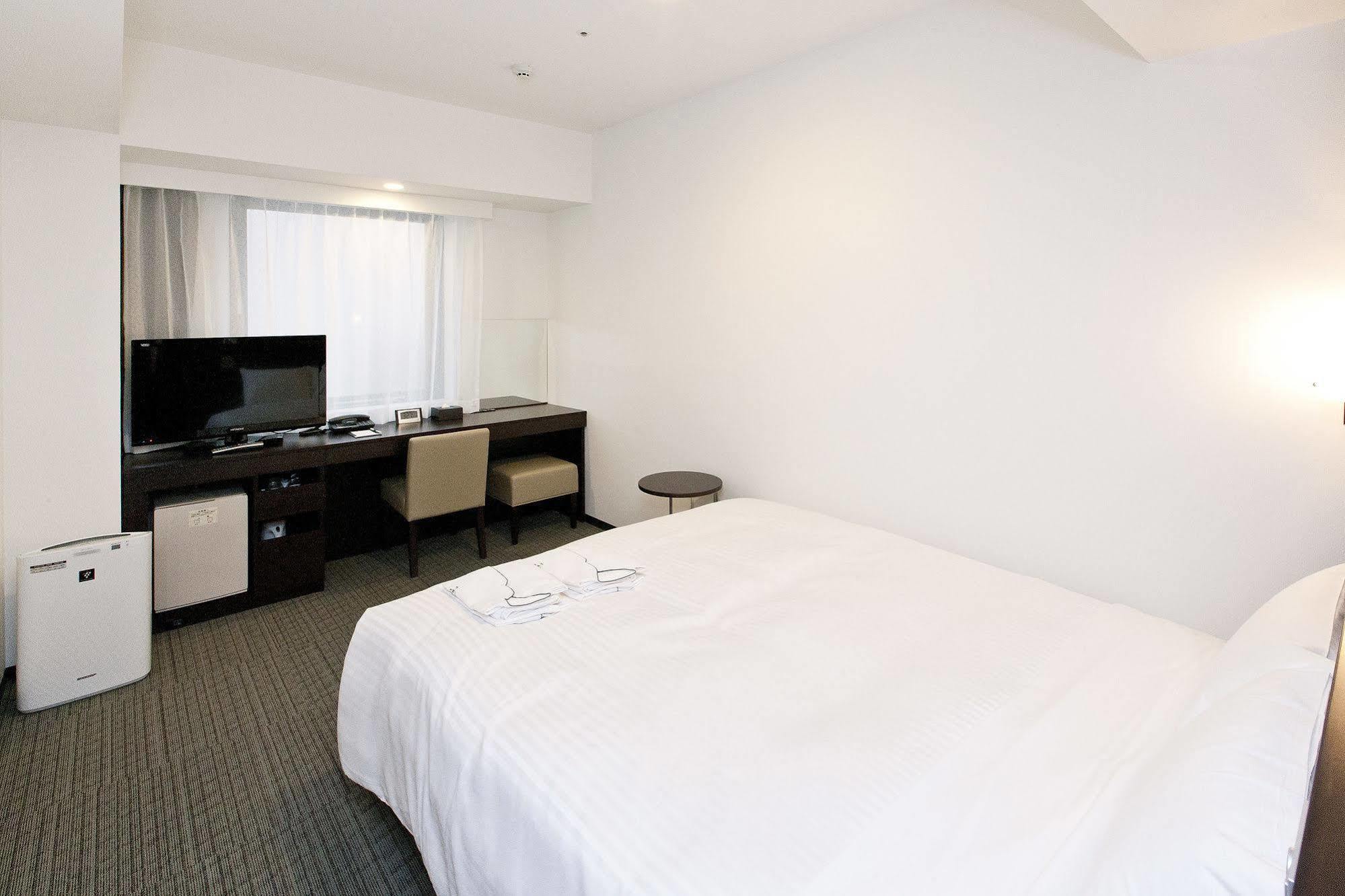 Sotetsu Fresa Inn Yokohama Sakuragi-Cho Exteriör bild