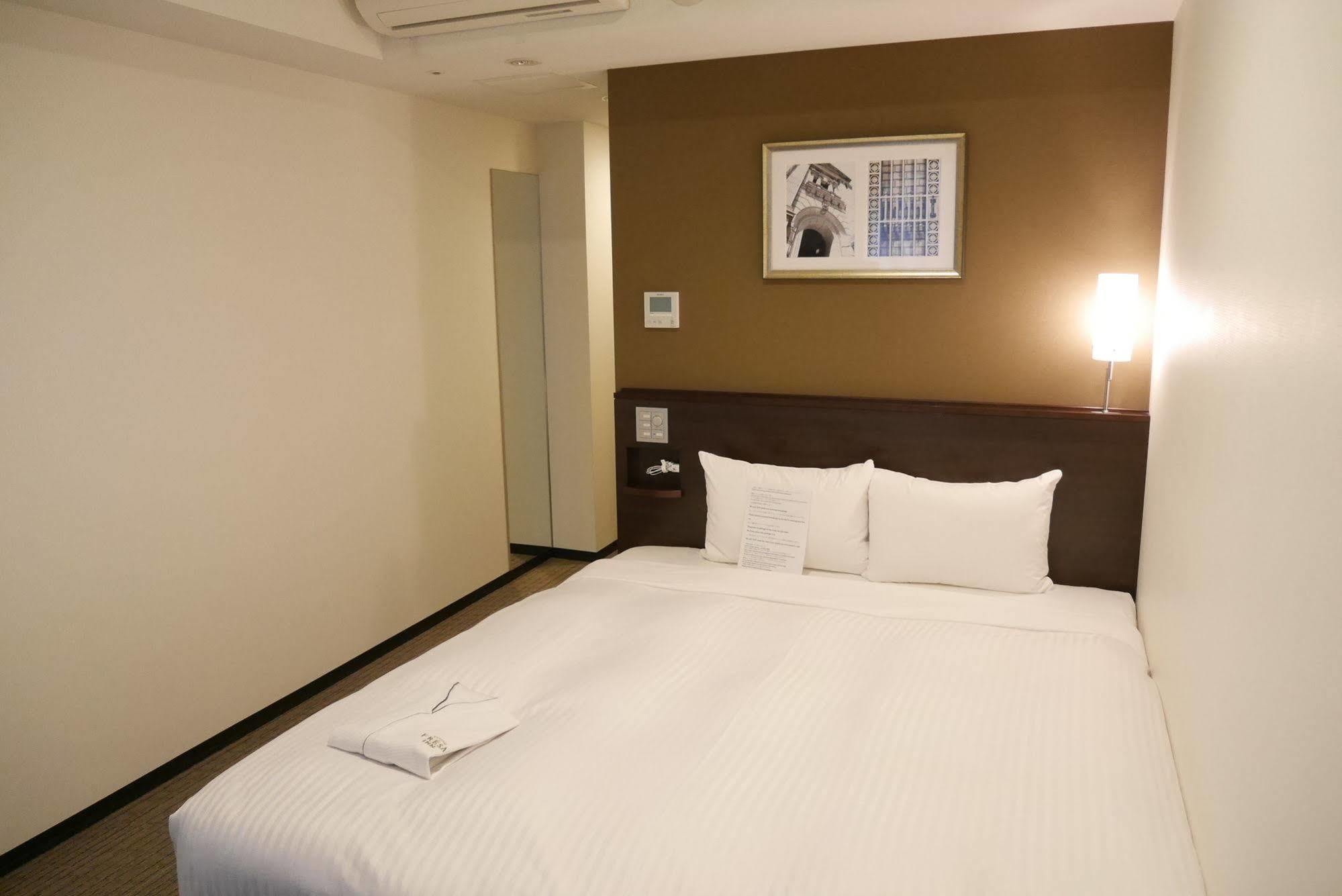 Sotetsu Fresa Inn Yokohama Sakuragi-Cho Exteriör bild