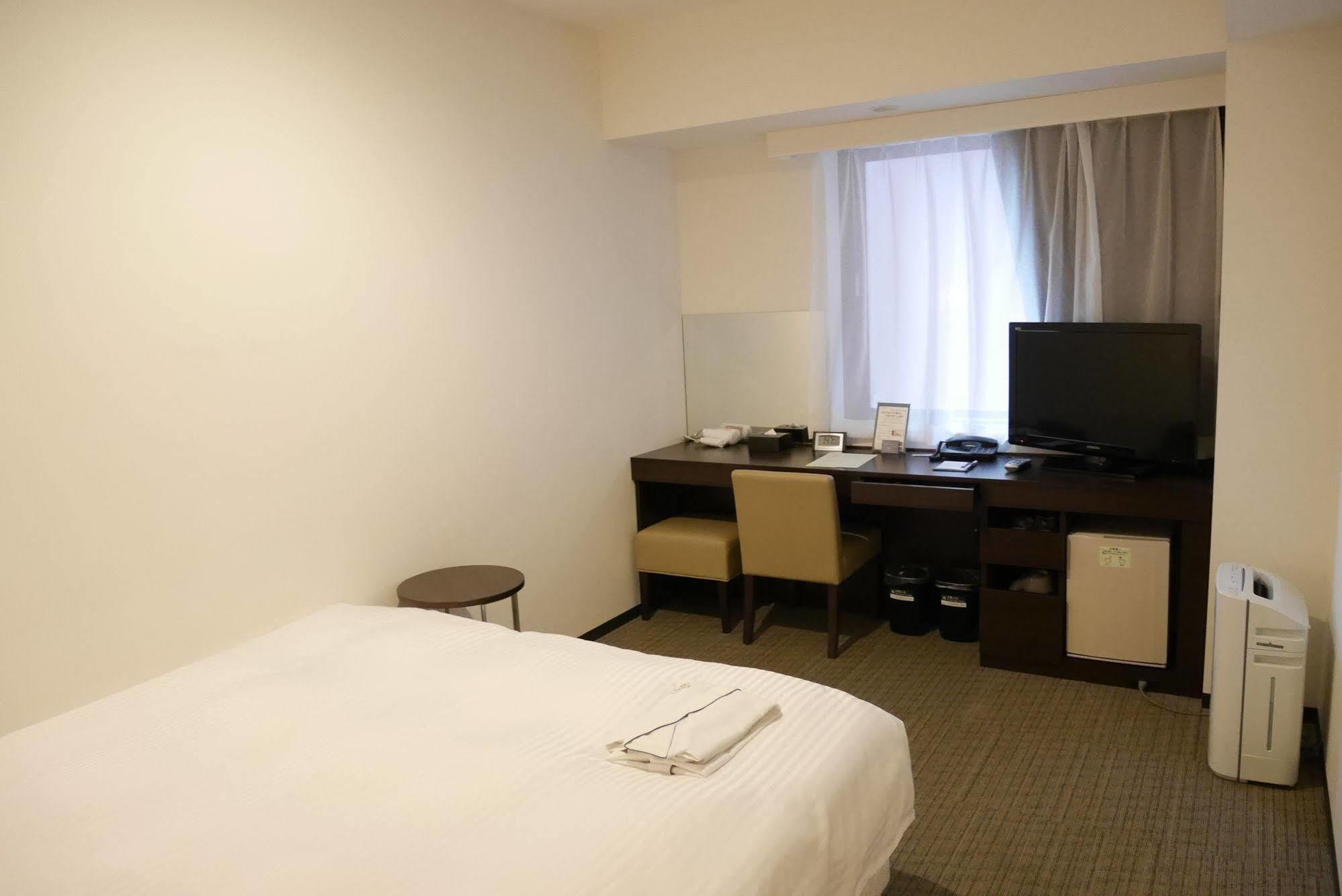 Sotetsu Fresa Inn Yokohama Sakuragi-Cho Exteriör bild